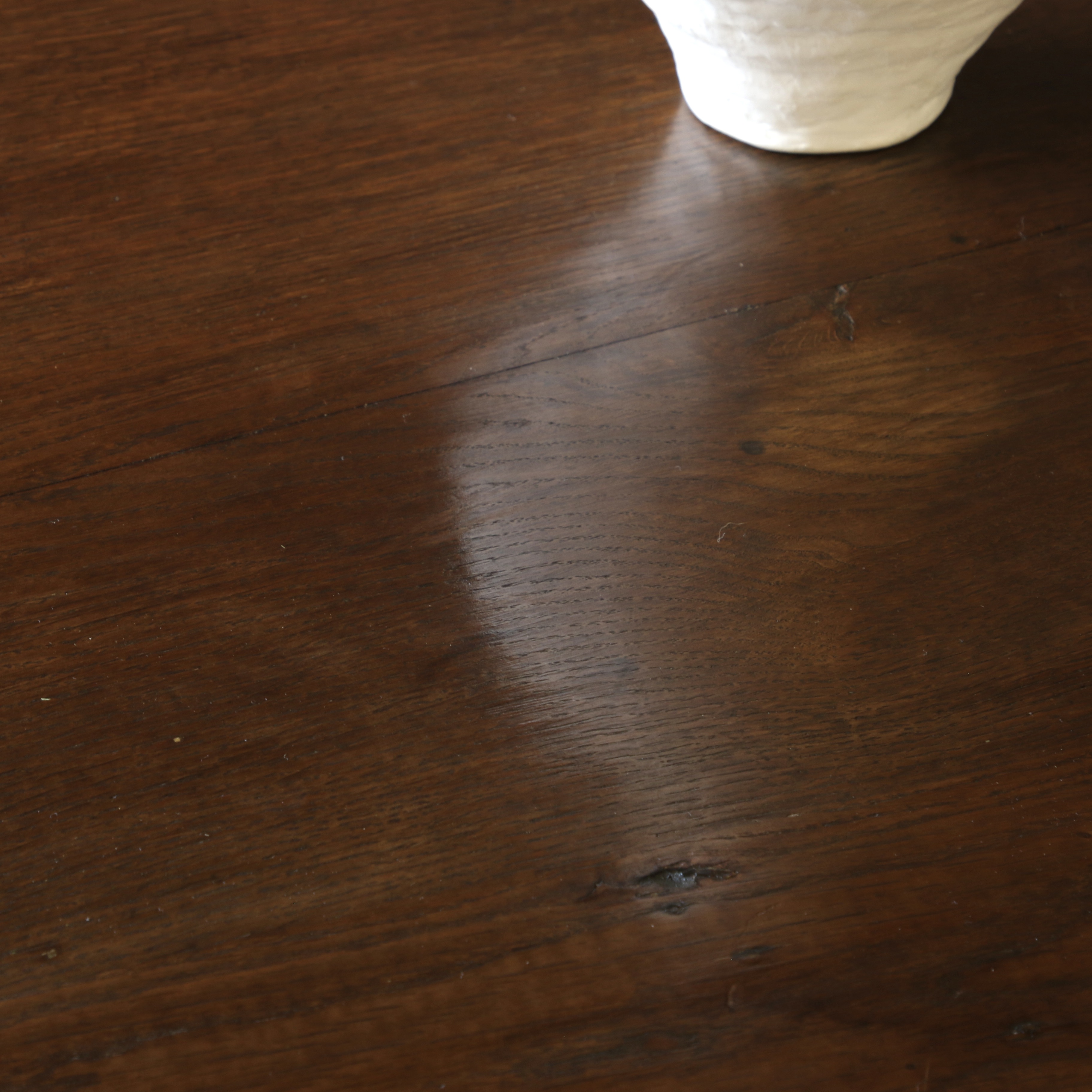 Round Dining Table